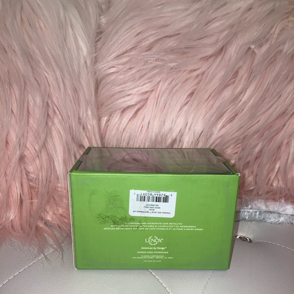 Kate Spade Pink Buttoned Up 12oz Mug - Picture 4 of 8